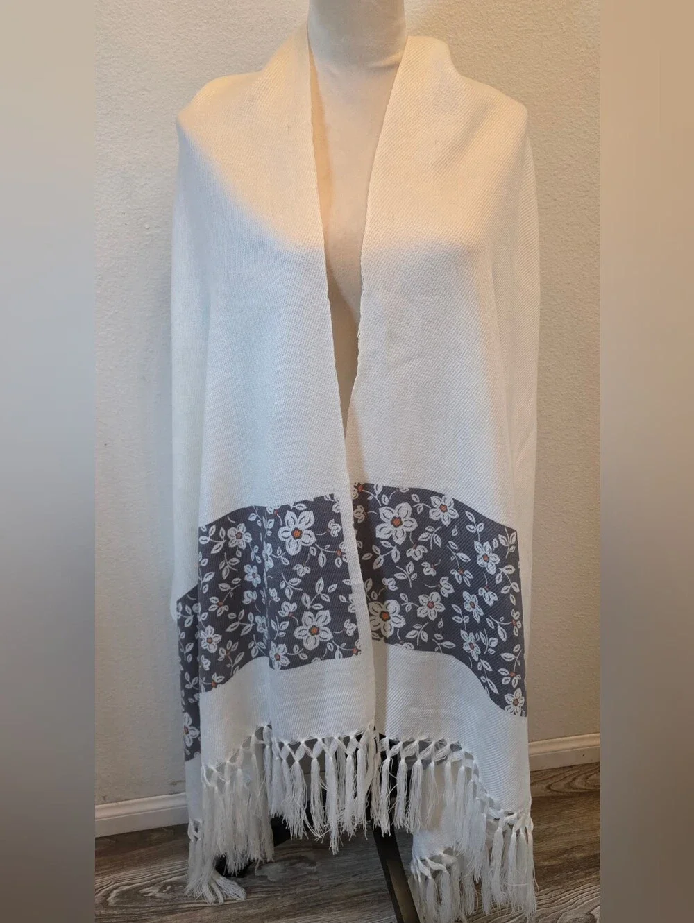 NWOT Frida Kahlo Rebozo,  shawl, pashmina,  scarf, chal